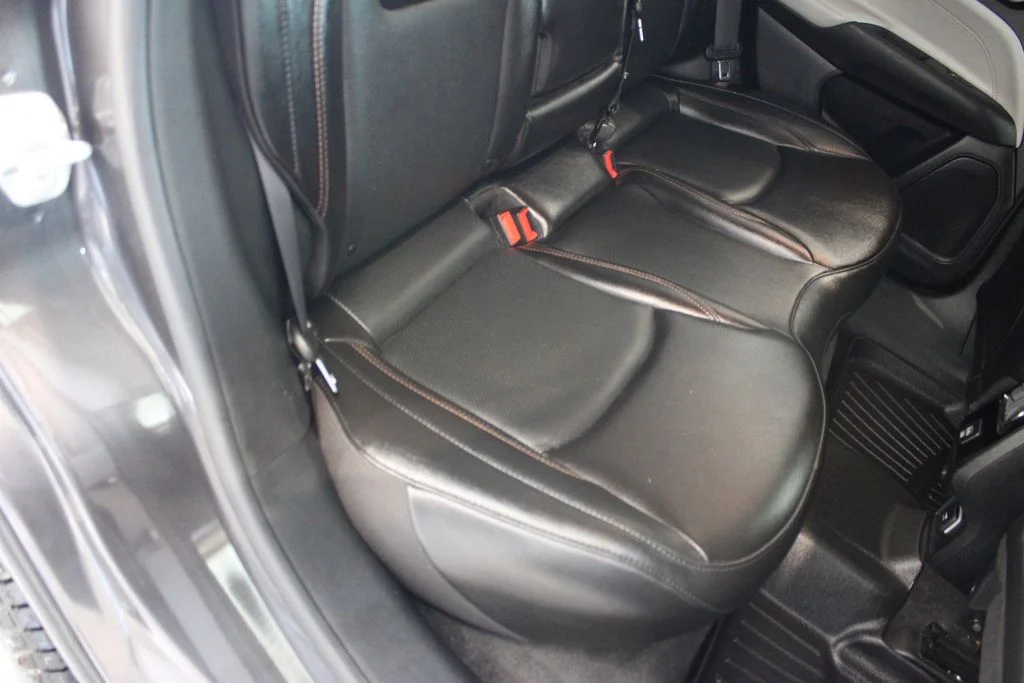 Used 2022 Gray Jeep Limited image 26