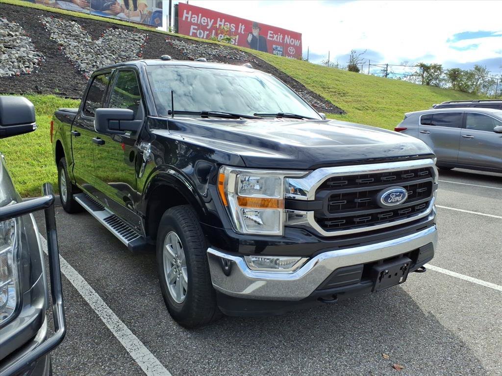 Used 2021 Black Ford XLT image 1
