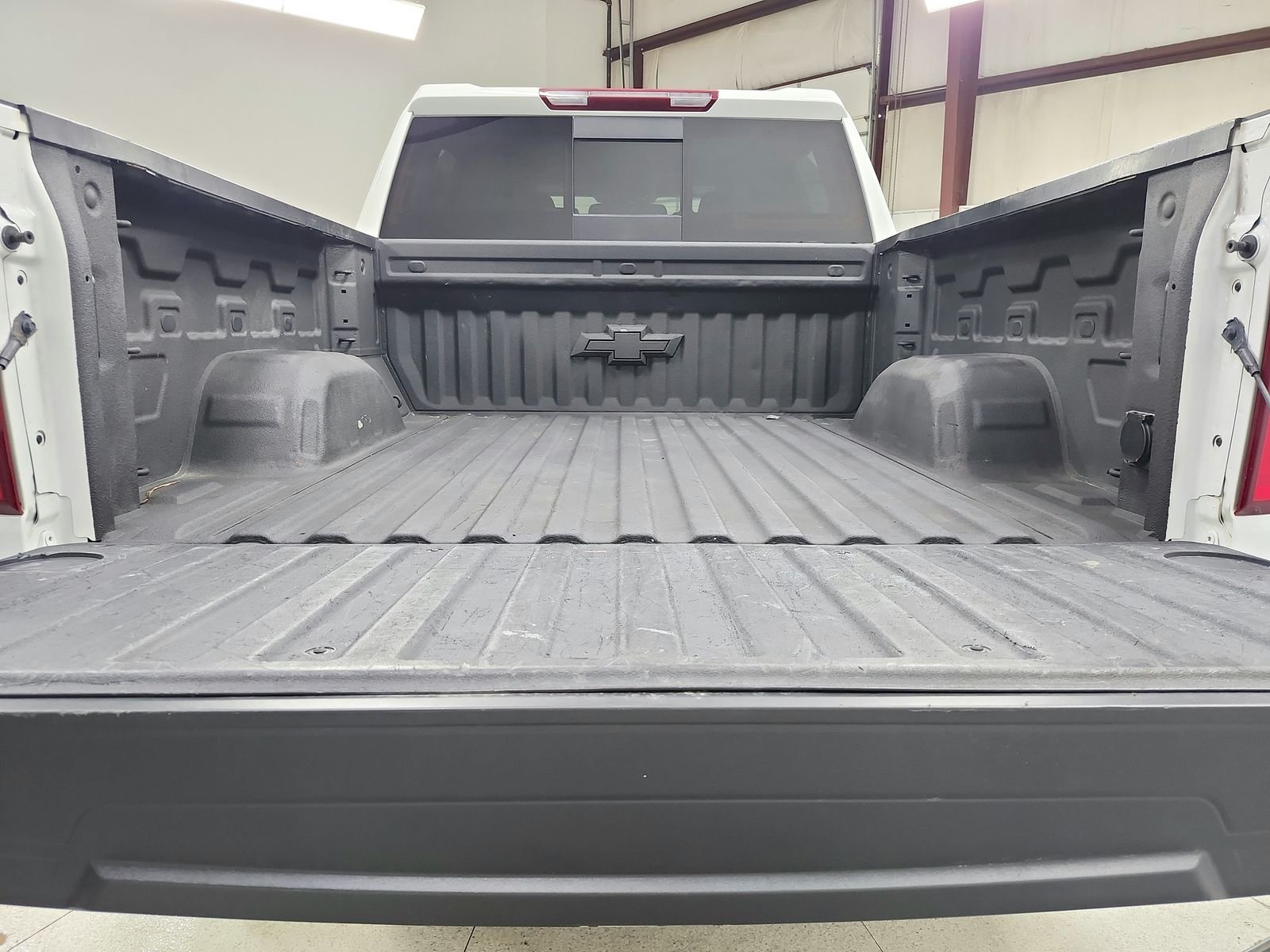 Used 2023 Summit White Chevrolet RST image 44