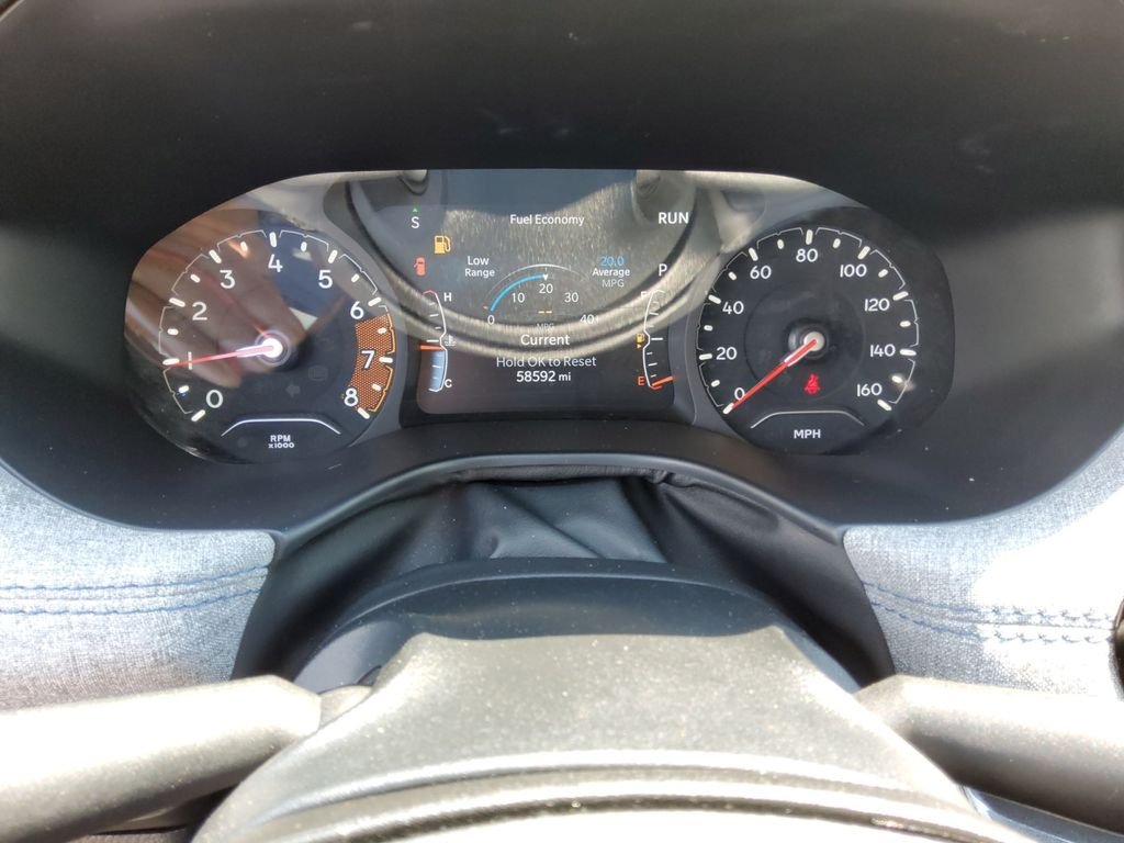 Used 2024 Black Jeep Latitude image 10
