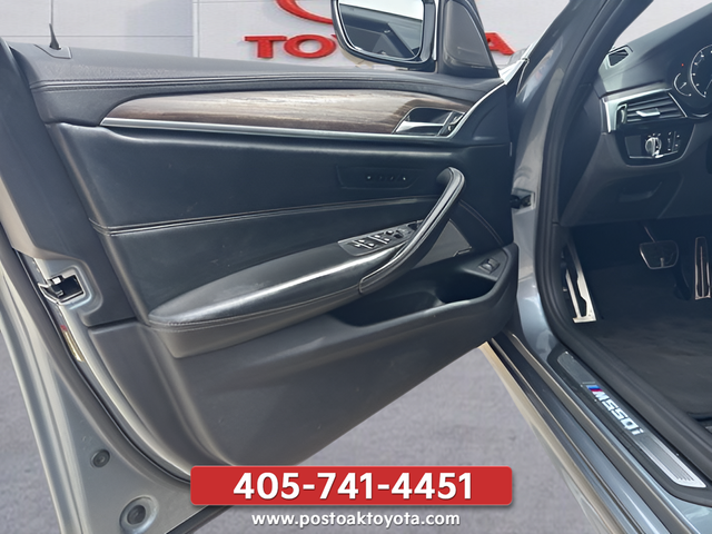 Used 2018 Blue BMW M550i xDrive image 23