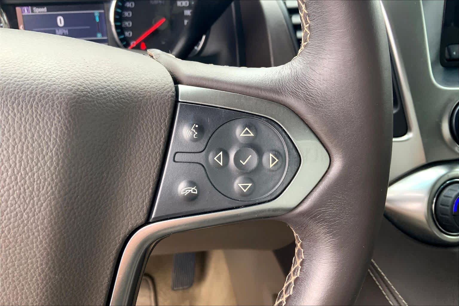 Used 2015 Summit White Chevrolet LS image 24