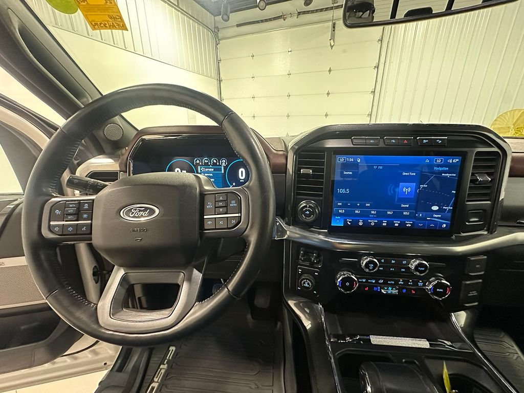 Used 2022 White Ford Lariat image 41