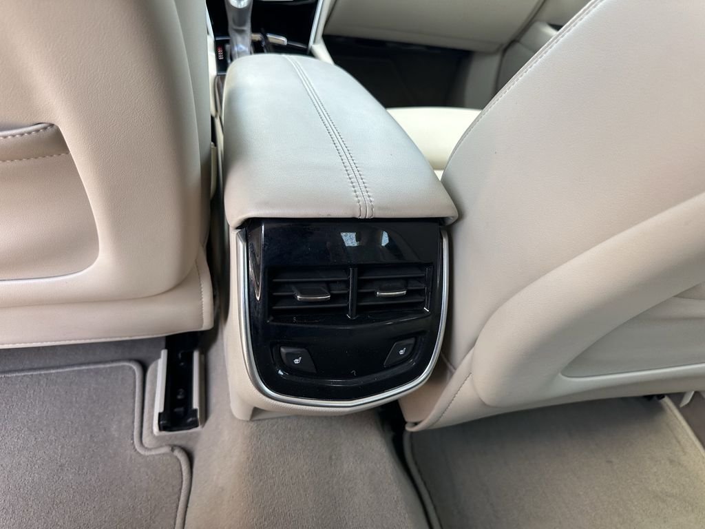 Used 2014 Blue Cadillac Luxury image 17