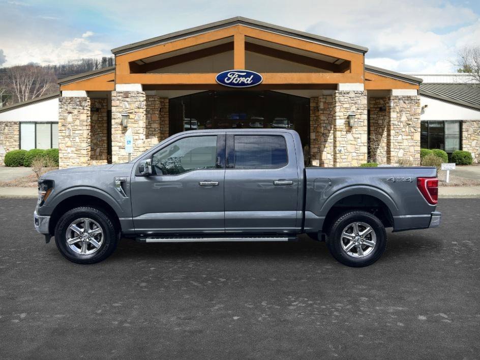 Used 2024 Gray Metallic Ford XLT image 7