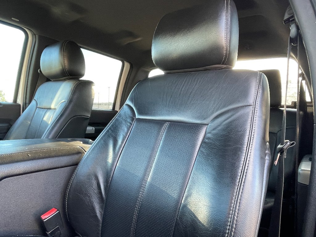 Used 2014 White Platinum Metallic Tri-Coat Ford Lariat image 13