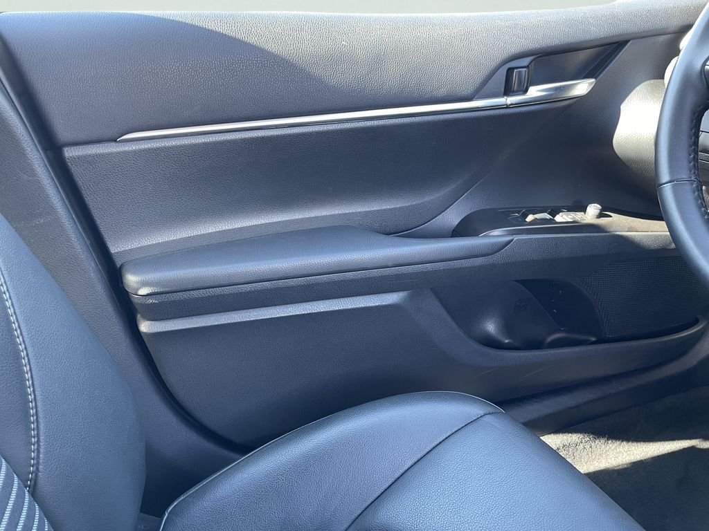 2024 Toyota Camry SE - Photo 14