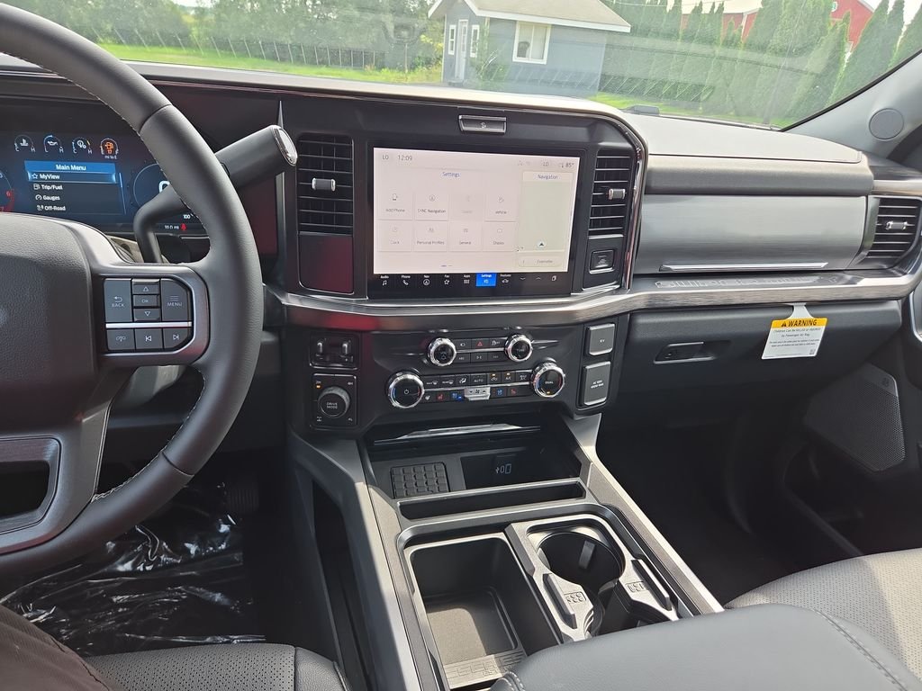 New 2026 Carbonized Gray Metallic Ford F-250® Lariat® image 15