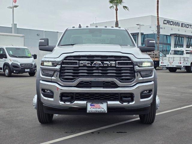 New 2025 Bright White Clearcoat RAM Tradesman image 2