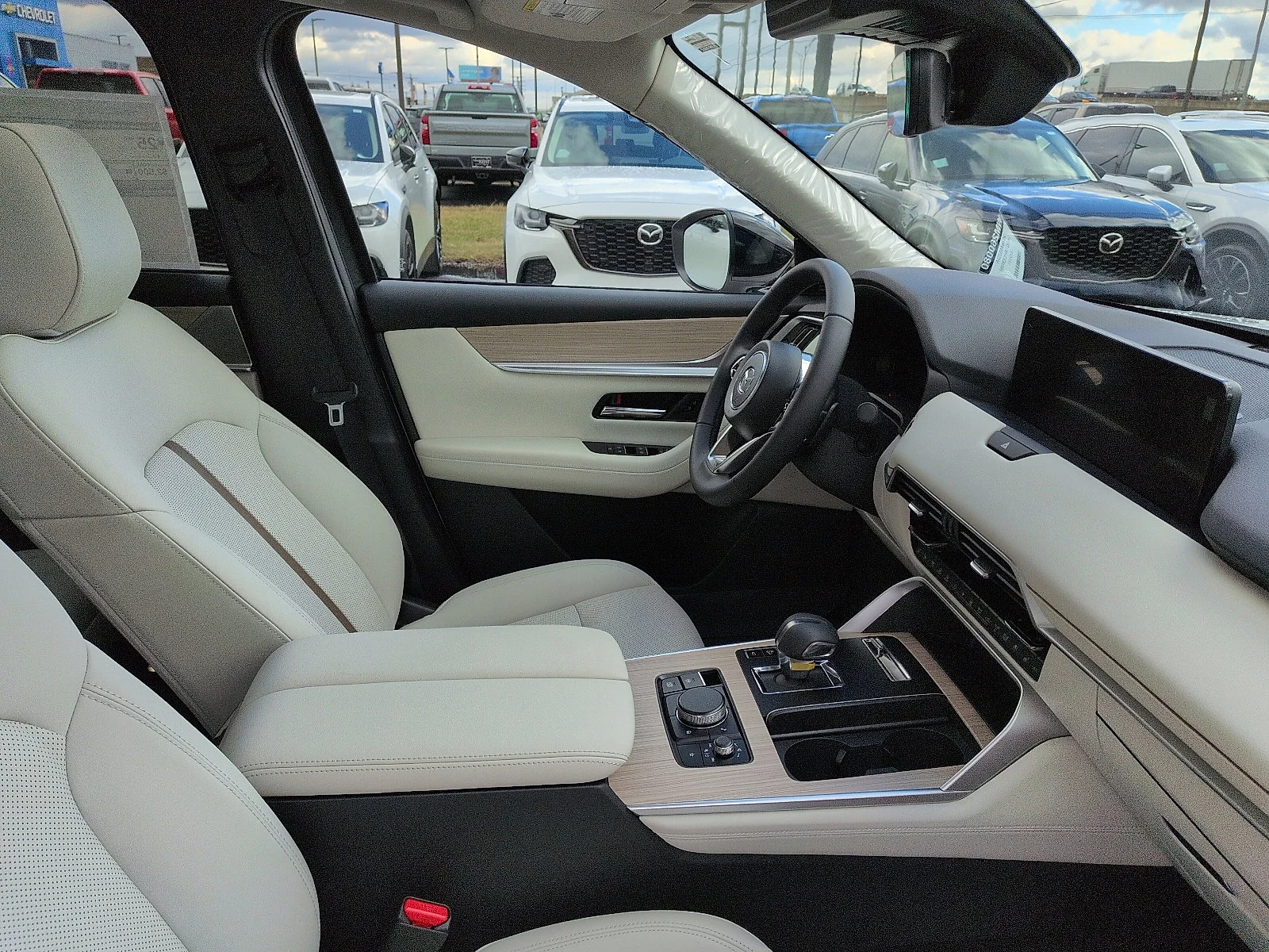 New 2026 Rhodium White Premium Mazda S Premium Sport image 7