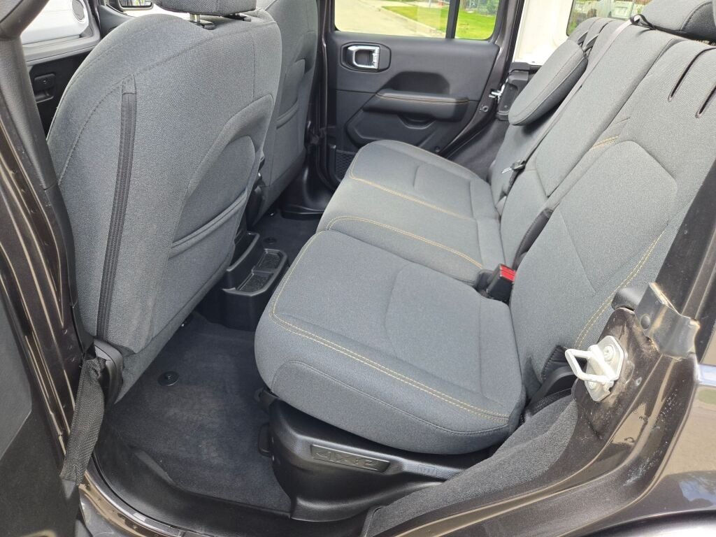Certified Used 2025 Gray Jeep Sahara 4xe image 16
