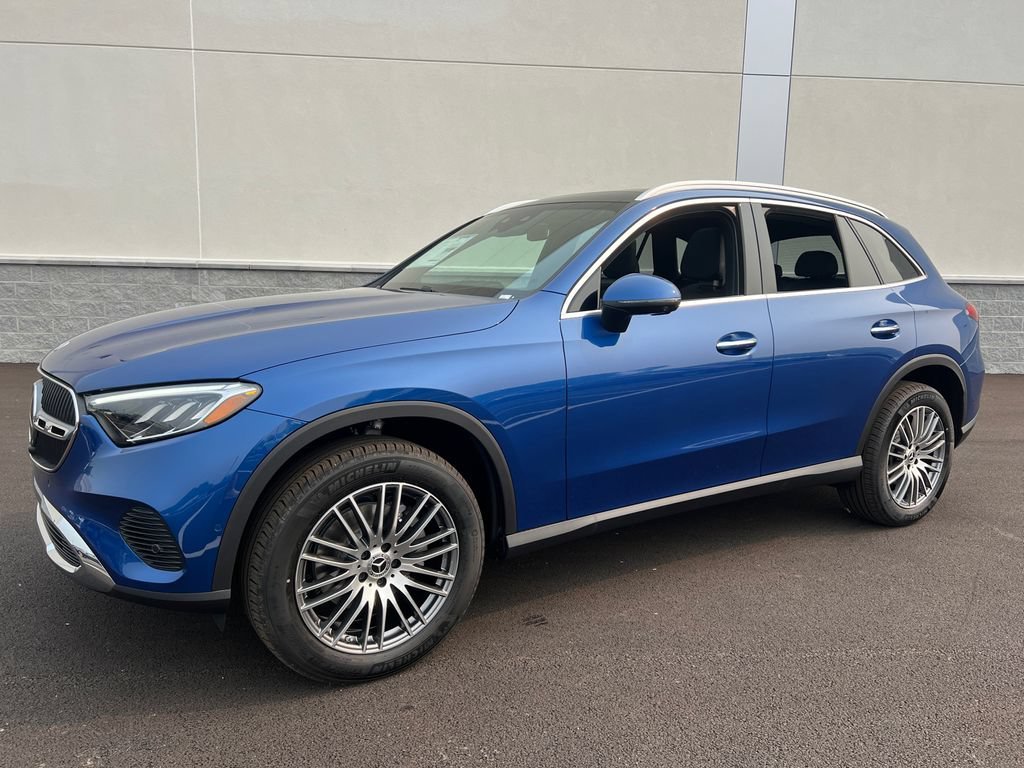 New 2026 Starling Blue Metallic Mercedes-Benz GLC 300 image 37