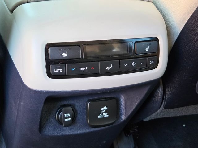 Used 2022 Silver Hyundai SEL image 24