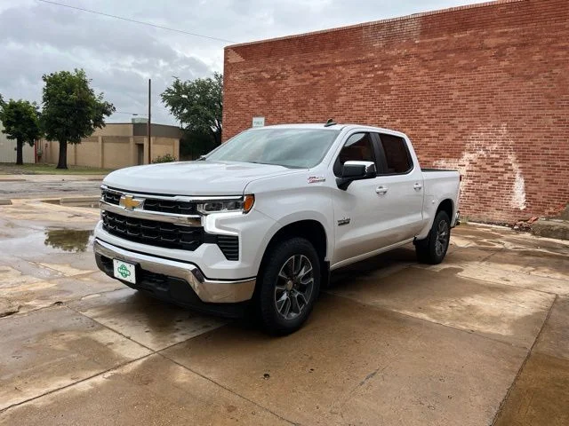 New 2026 White Chevrolet LT image 3