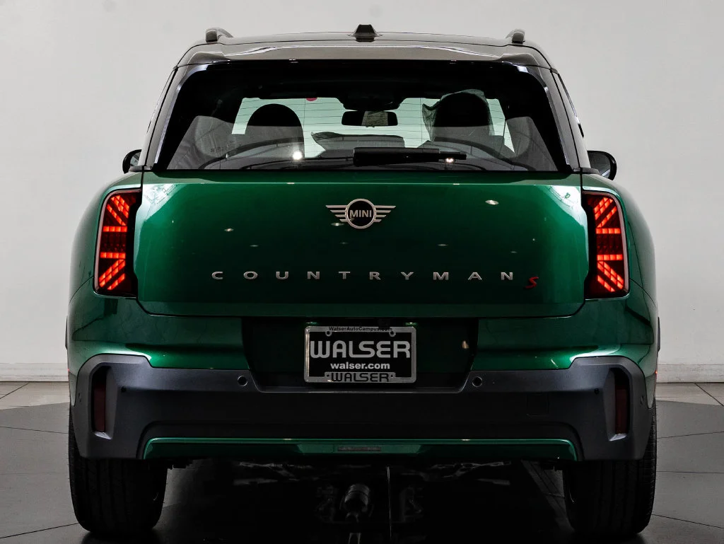 Used 2026 British Racing Green MINI Signature Plus image 7