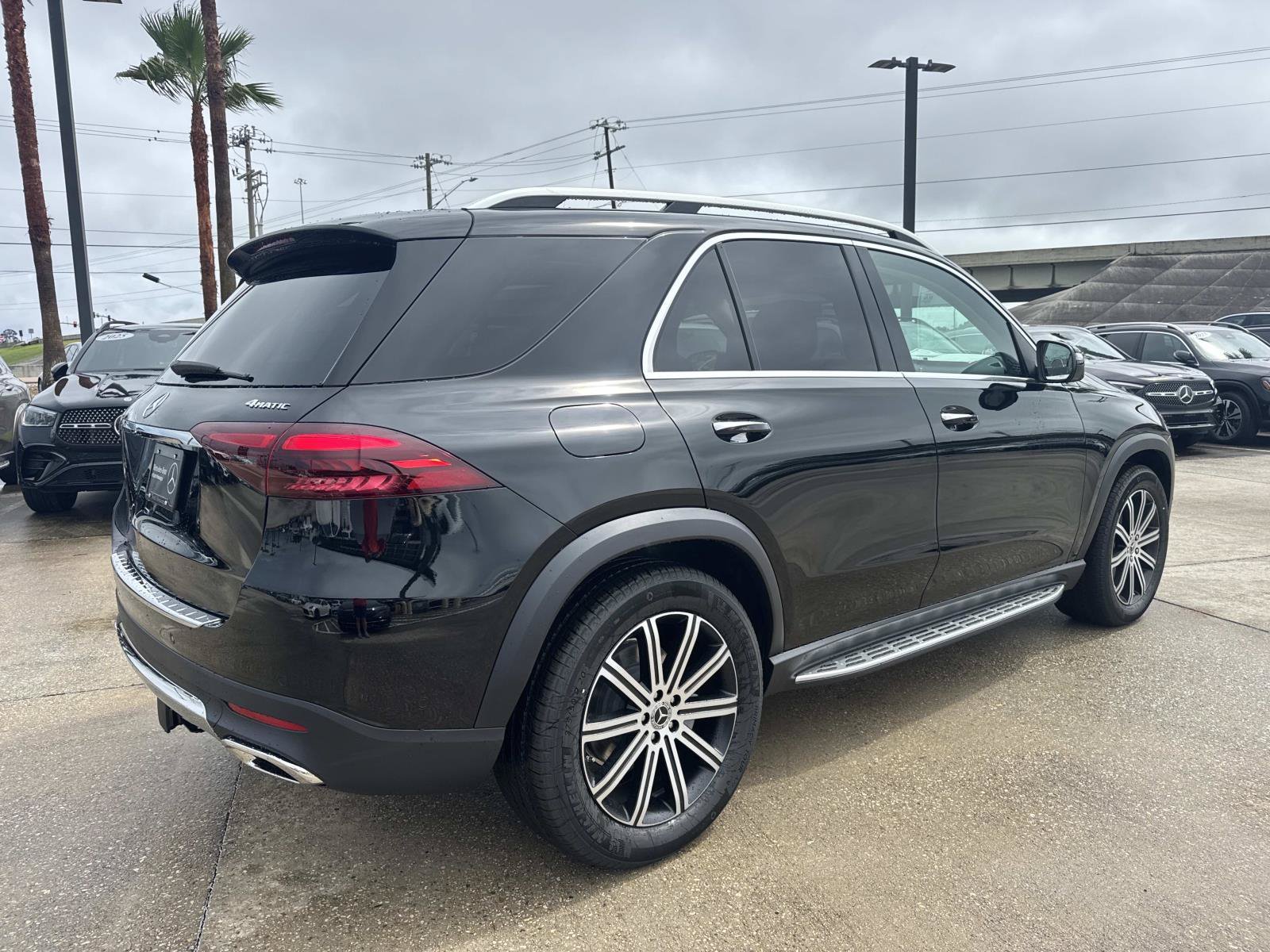 New 2026 Black Mercedes-Benz GLE 350 image 5