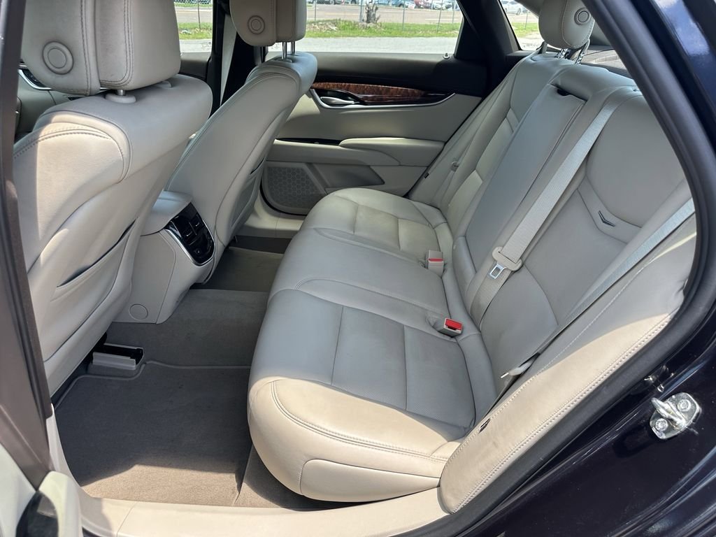 Used 2014 Blue Cadillac Luxury image 19