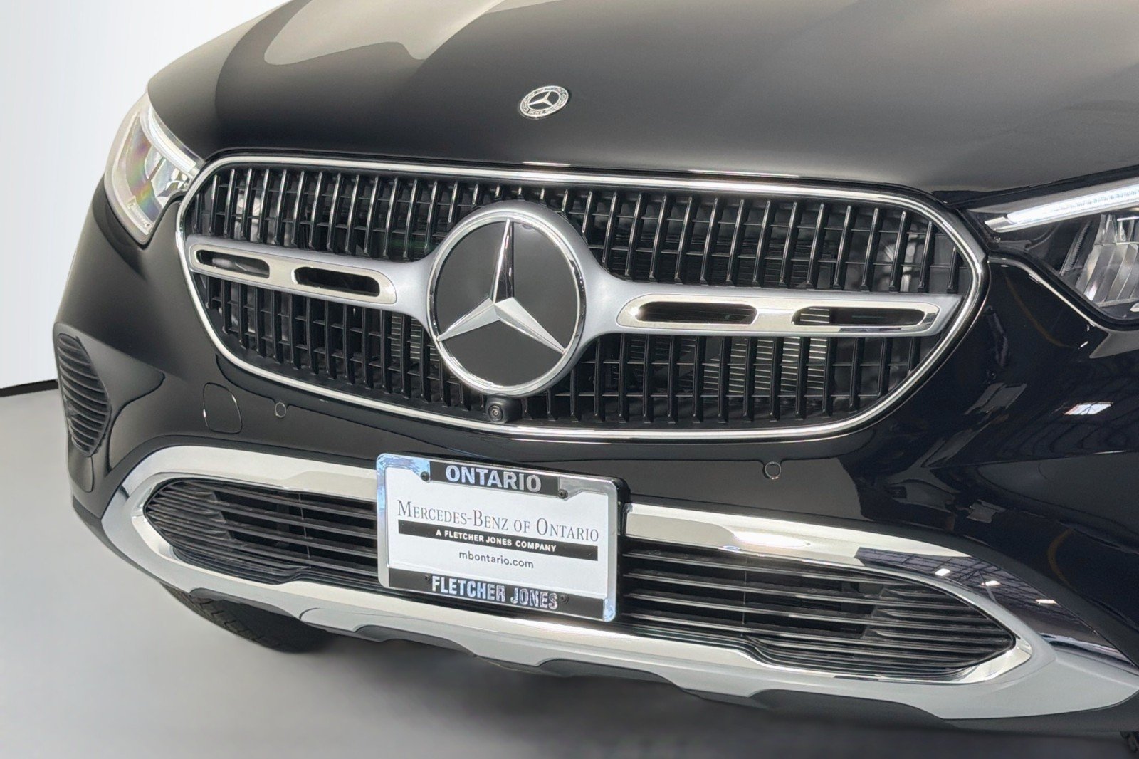 New 2027 Black Mercedes-Benz GLC 300 SUV image 12