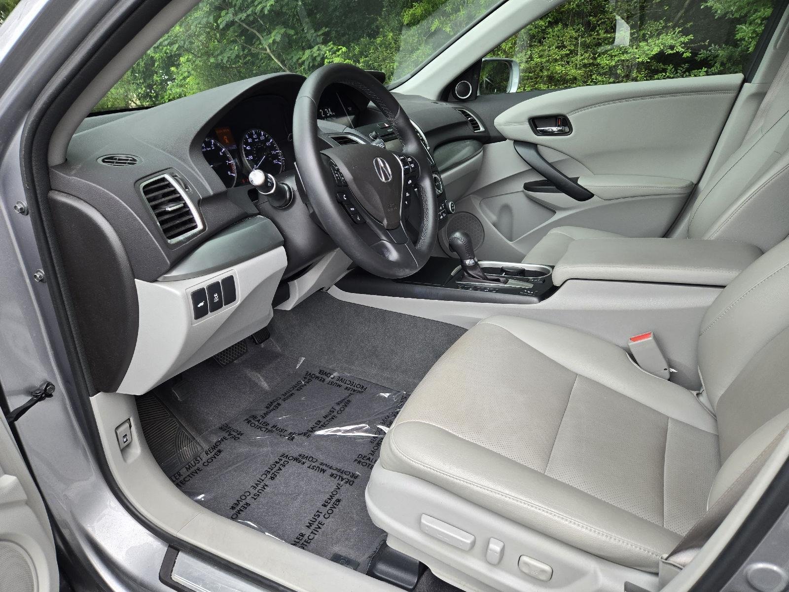 Used 2017 Lunar Silver Metallic Acura w/Technology Pkg image 12
