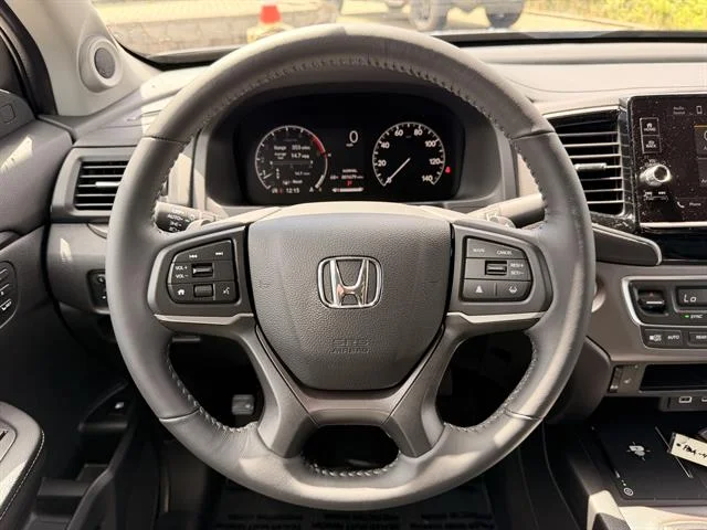 Certified Used 2026 Solar Silver Metallic Honda RTL image 18