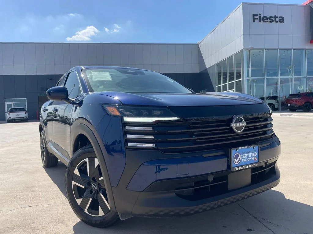 Used 2025 Blue Nissan SV image 1