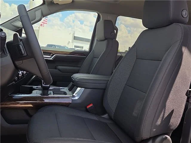 New 2026 Sterling Metallic GMC Elevation image 11