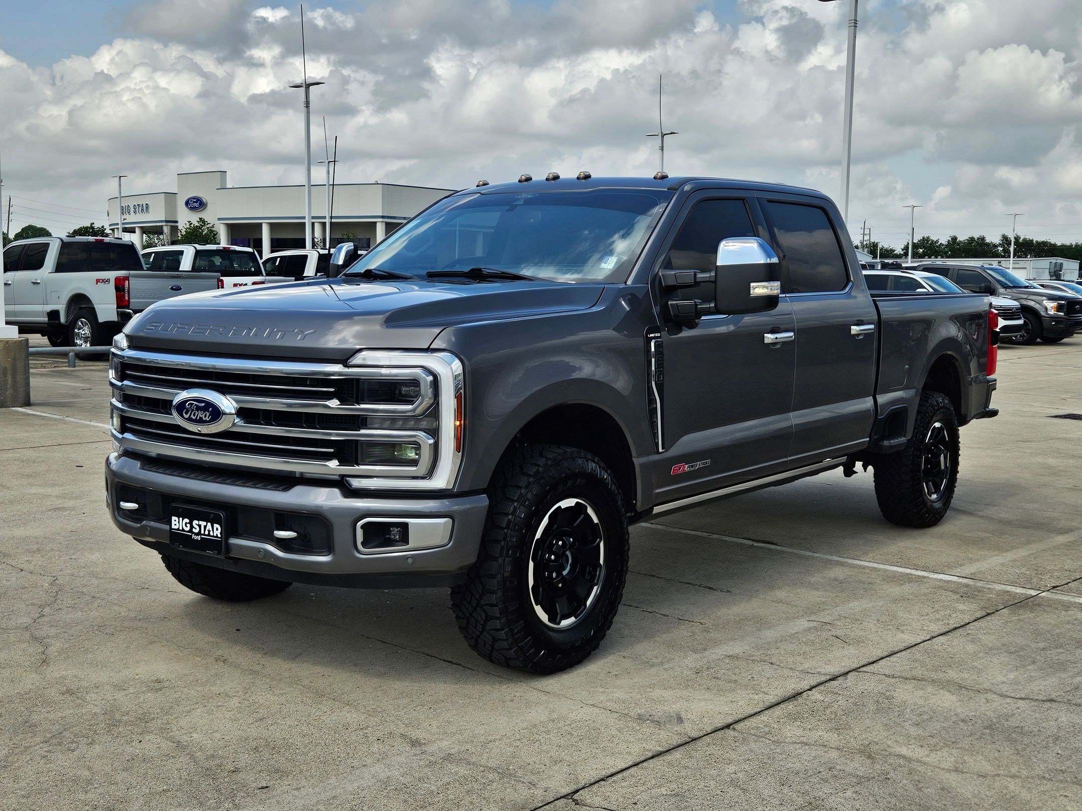Used 2024 Blue Ford Limited image 7