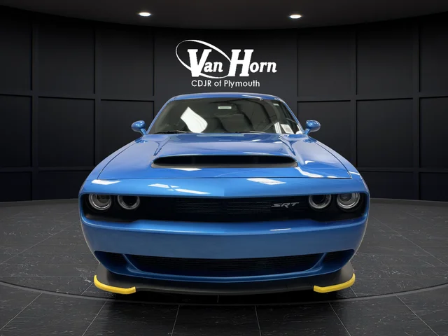 2023 Dodge Challenger SRT - Photo 9