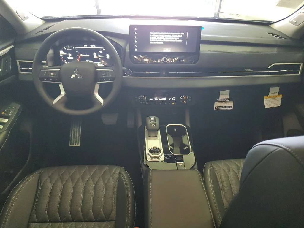 New 2026 Black Mitsubishi SEL image 17