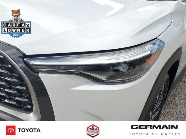 Certified Used 2025 WIND CHILL PEARL Toyota  image 15