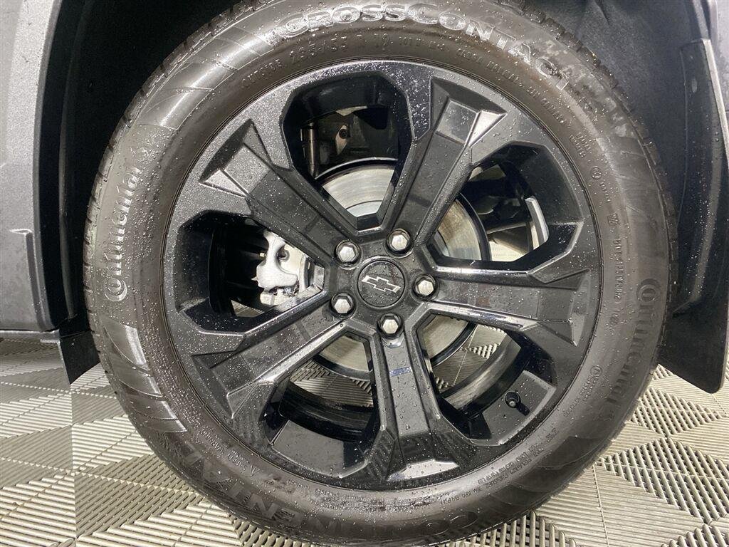 Used 2025 Gr Chevrolet  image 12