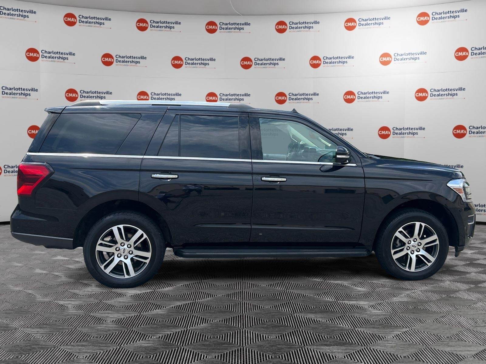 Used 2024 Agate Black Ford Limited image 6