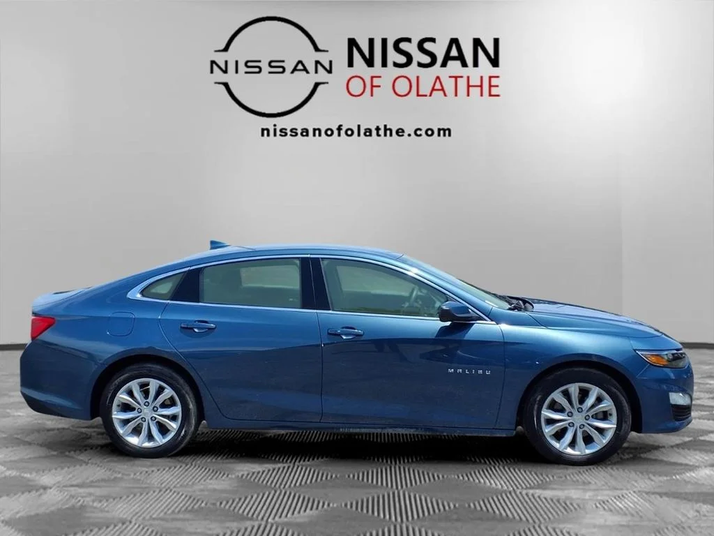 Used 2024 Blue Chevrolet LT image 29