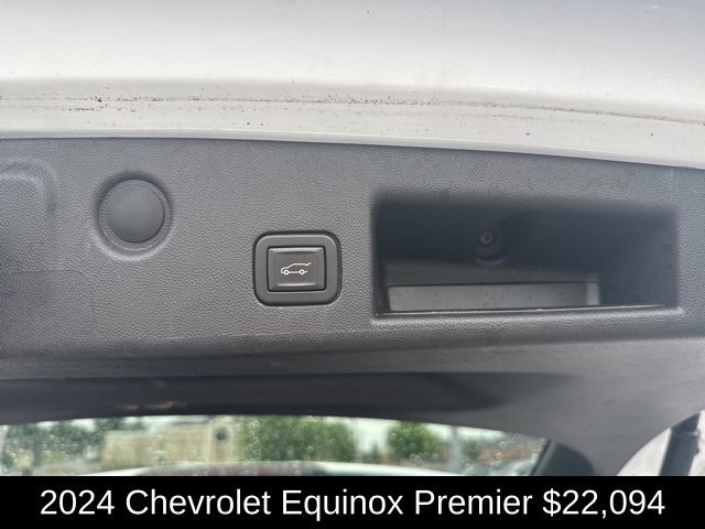 Used 2024 Summit White Chevrolet Premier image 30