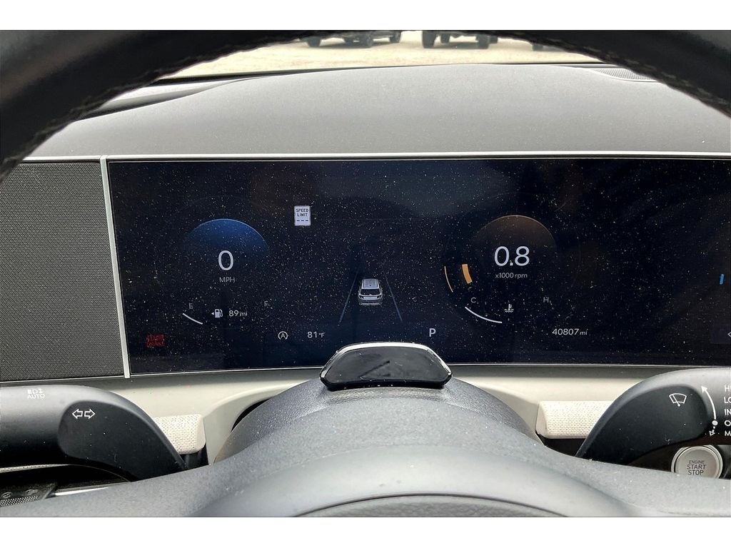 Used 2025  Hyundai SEL Convenience image 14