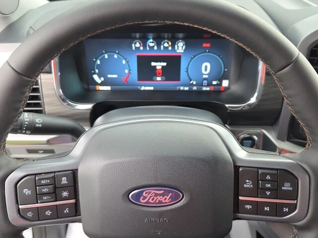 New 2026 Star White Metallic Tri-Coat Ford Lariat® image 28