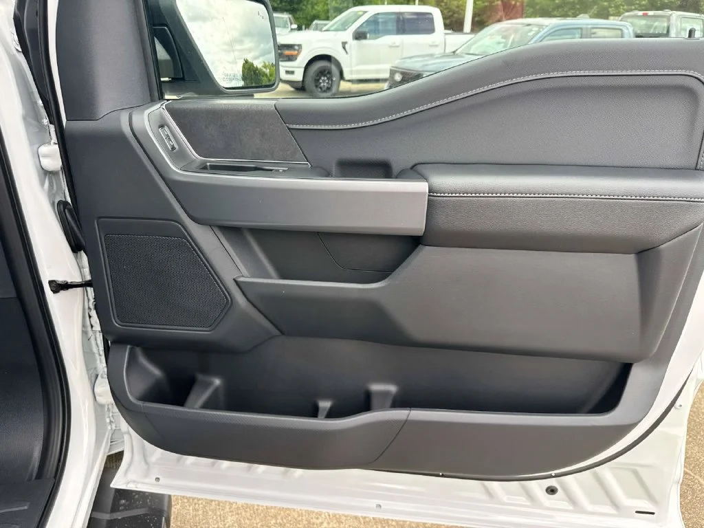 New 2026 White Ford XLT image 18