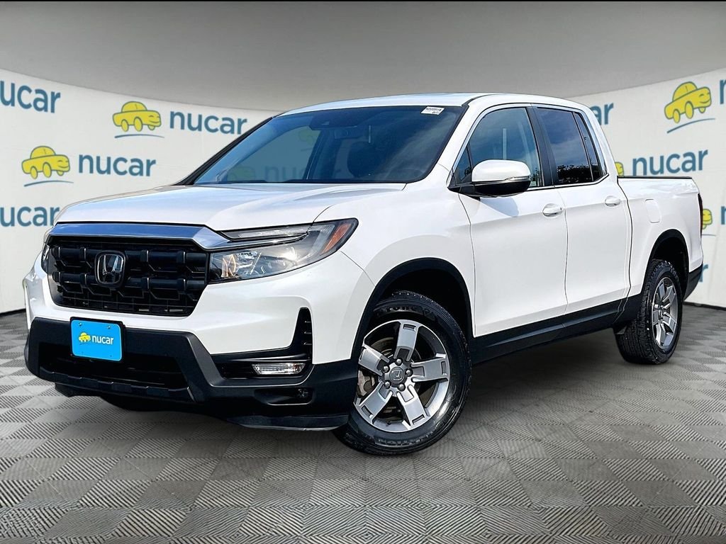 Used 2024 White Honda RTL image 3