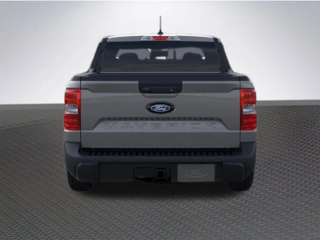 New 2026 Carbonized Gray Metallic Ford Lariat® image 5