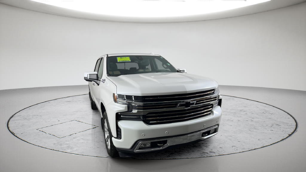 Used 2022 Beige Chevrolet High Country image 4
