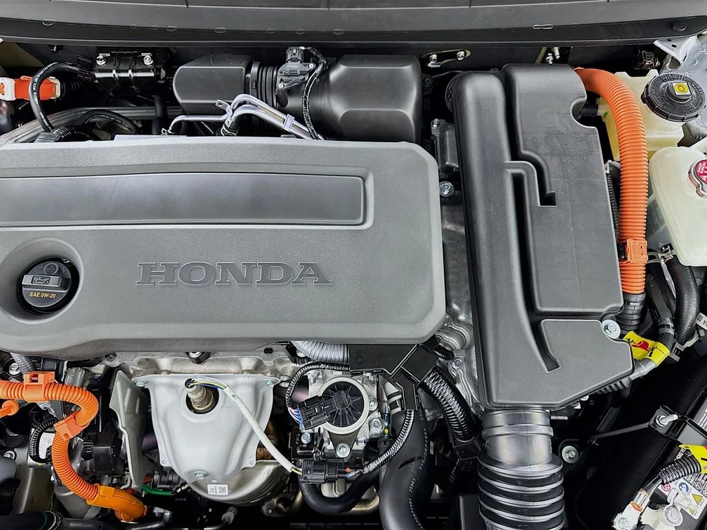 New 2026 Solar Silver Metallic Honda Sport-L image 10