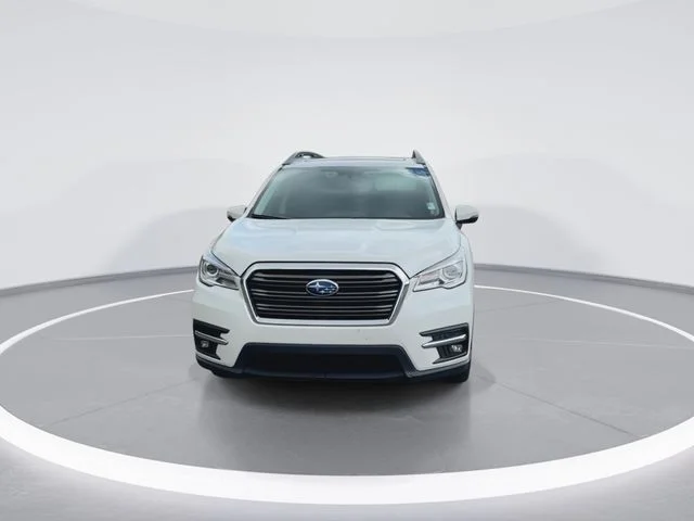 Used 2022 White Subaru Limited image 3