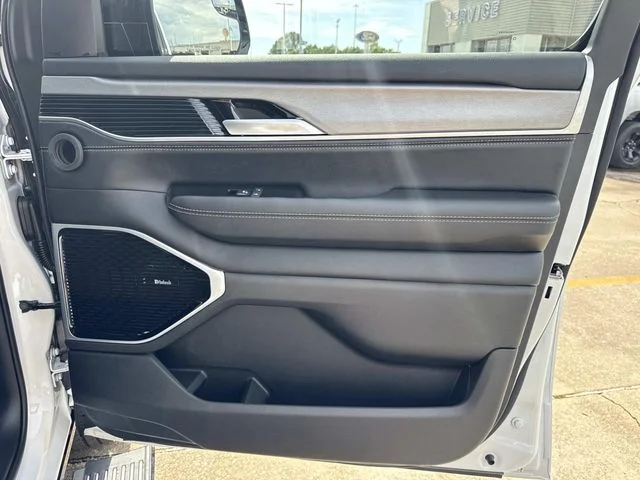 New 2026 White Jeep Limited Altitude image 16
