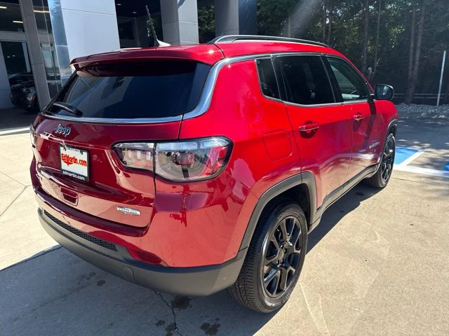 Used 2025 Red Jeep Latitude image 6