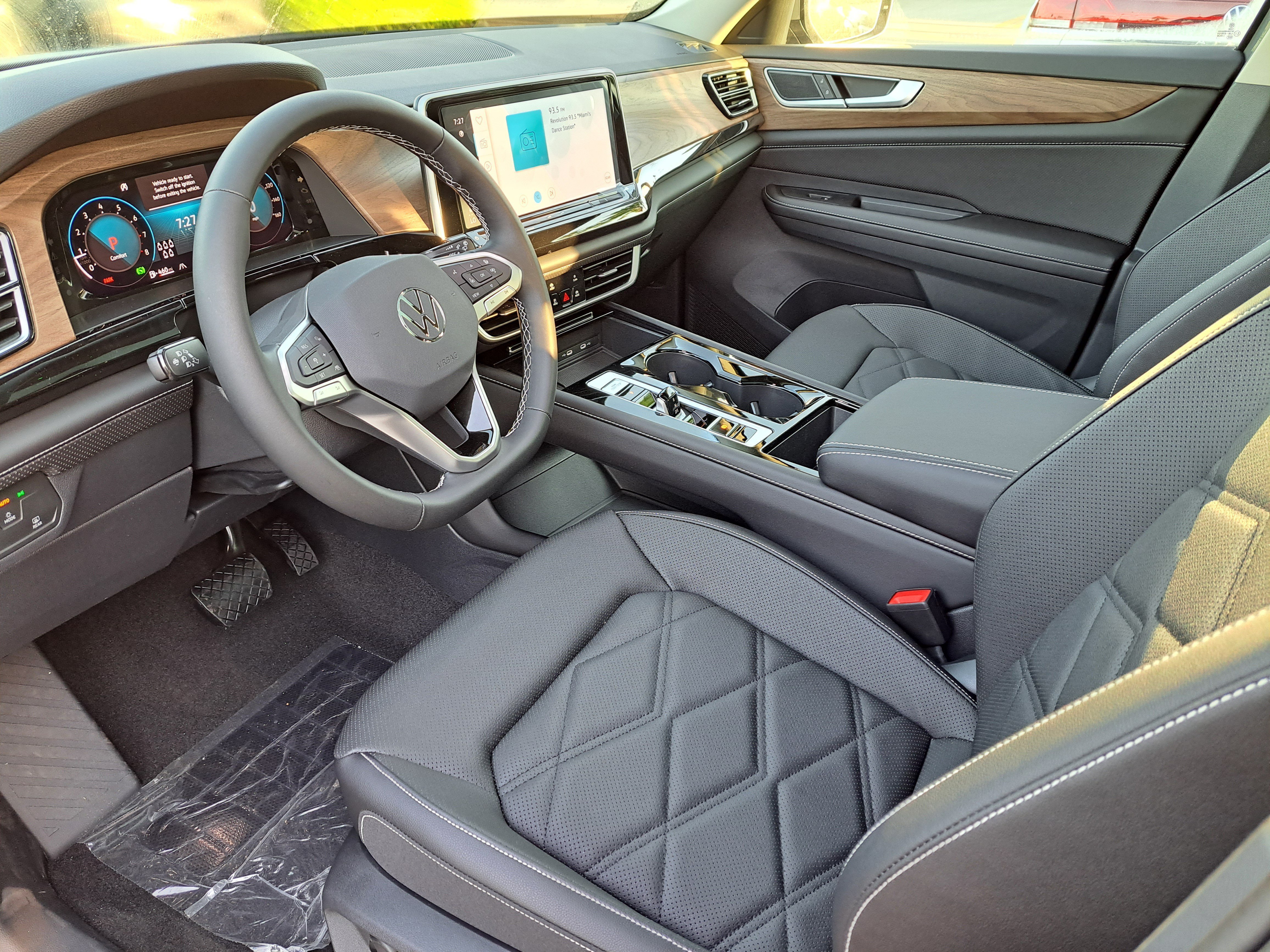 New 2026 Gray Volkswagen 2.0T SE w/Technology image 7