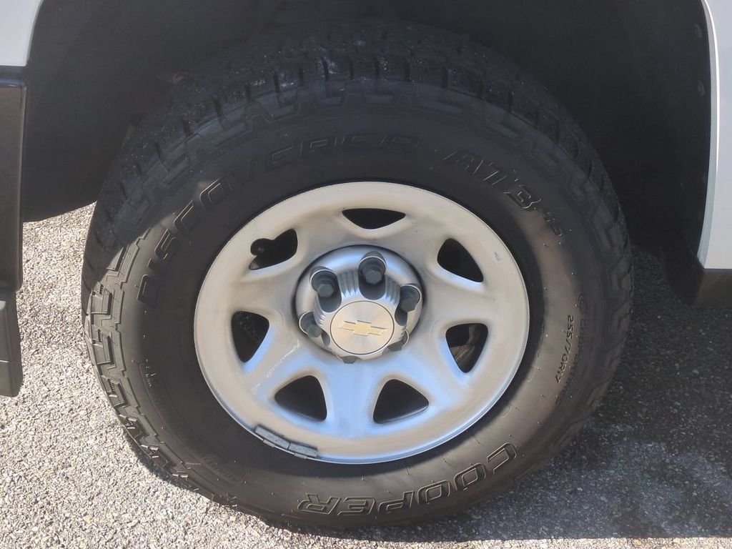 Used 2019 White Chevrolet WT image 10