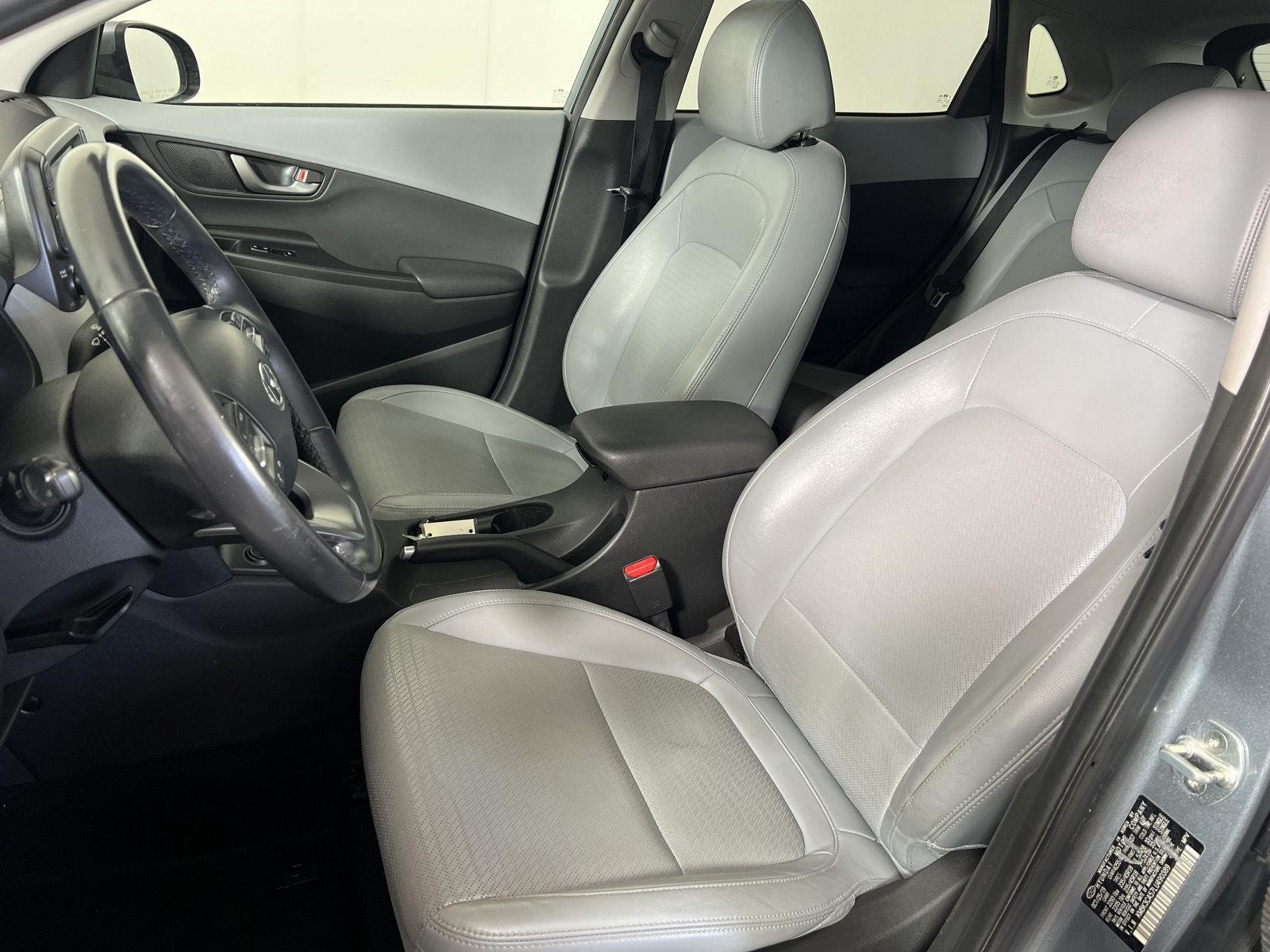 Used 2020 Sonic Silver Hyundai Limited image 11