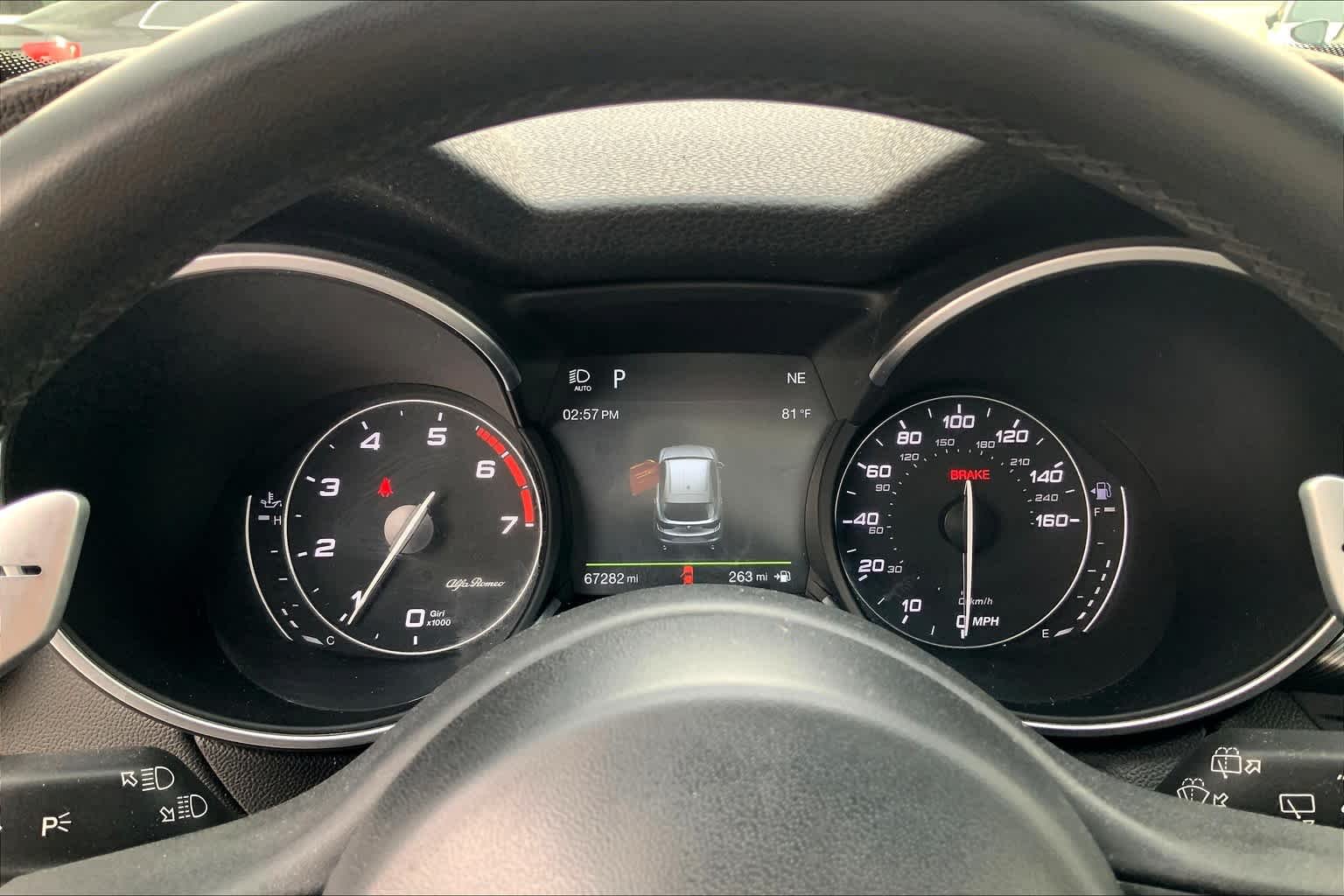 Used 2019 Imola Titanium Metallic Alfa Romeo Sport image 25