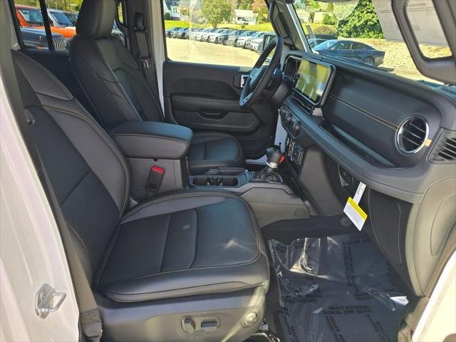 2026 Jeep Wrangler 4-Door Sahara - Photo 30