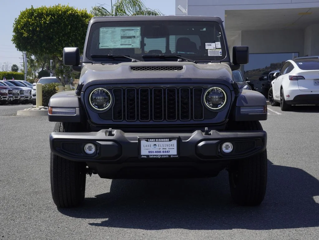 New 2026 Granite Crystal Metallic Clear-Coat Exterior Paint Jeep Sport S image 8
